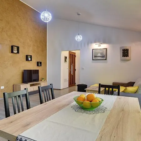 Ambrosiana Βίλα Vodnjan