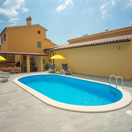 Holiday home Ambrosiana